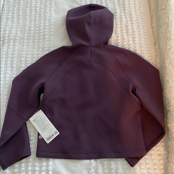 Lululemon Pullover - Picture 10 of 10
